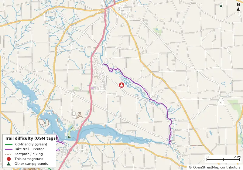 Map of roads, water and trails within about 5 miles of Adventure Bound Camping Resorts - Shenango Valley, with bike trails colored by their OpenStreetMap difficulty tags