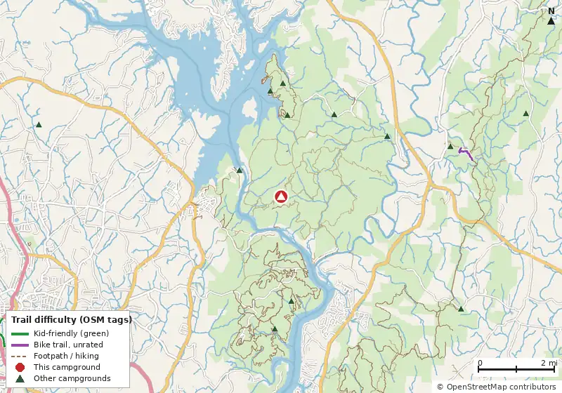 Map of roads, water and trails within about 5 miles of Art Lilley Campground, with bike trails colored by their OpenStreetMap difficulty tags