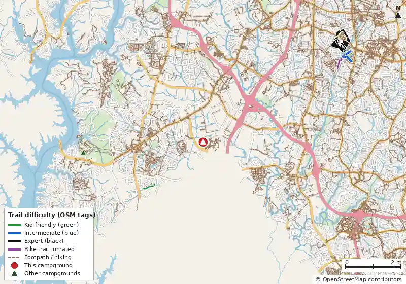 Map of roads, water and trails within about 5 miles of Carowinds Camp Wilderness, with bike trails colored by their OpenStreetMap difficulty tags