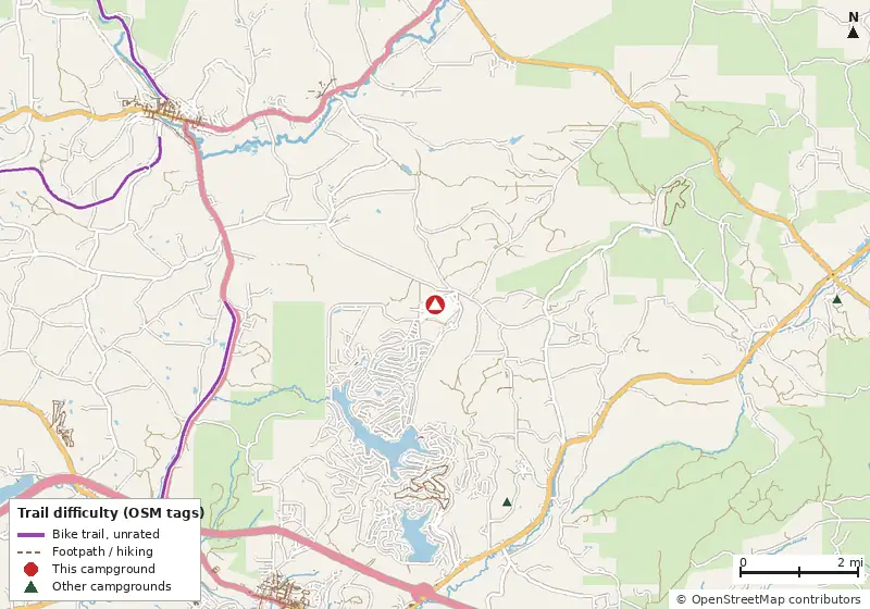 Map of roads, water and trails within about 5 miles of DuBois / Treasure Lake KOA Holiday Campground, with bike trails colored by their OpenStreetMap difficulty tags