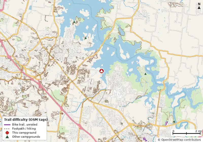 Map of roads, water and trails within about 5 miles of Four Corners RV Resort, with bike trails colored by their OpenStreetMap difficulty tags