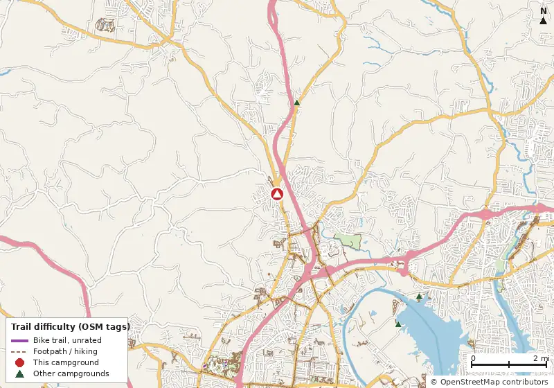 Map of roads, water and trails within about 5 miles of Grand Ole RV Park, with bike trails colored by their OpenStreetMap difficulty tags