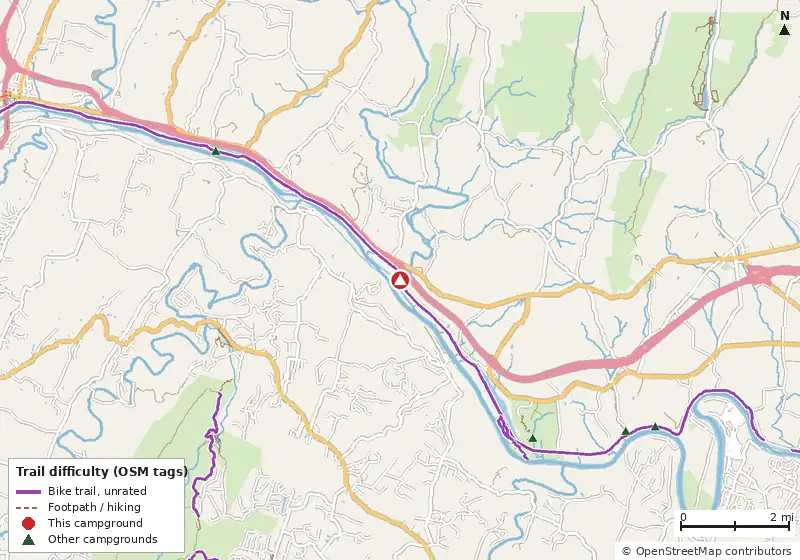 Map of roads, water and trails within about 5 miles of Licking Creek Hiker-Biker Campsite, with bike trails colored by their OpenStreetMap difficulty tags