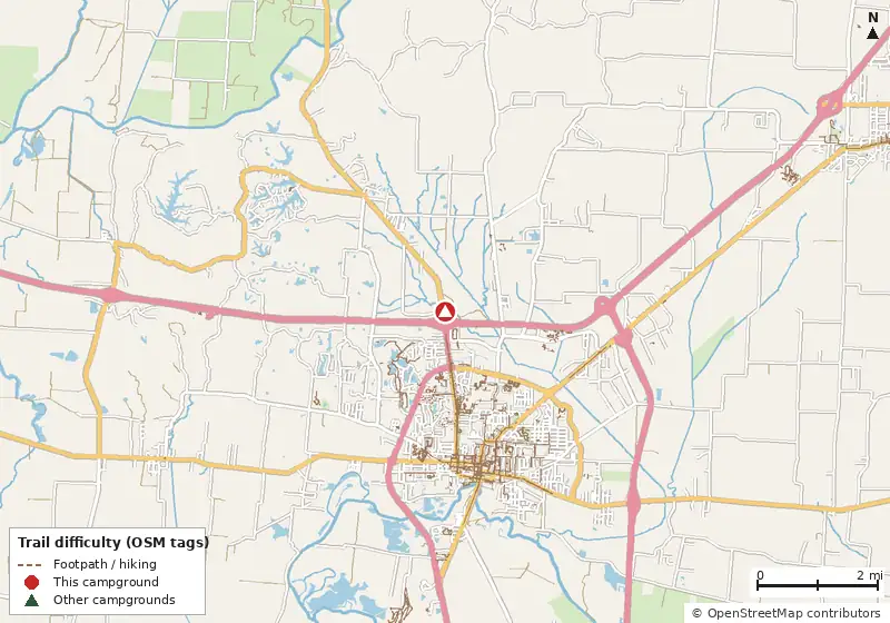 Map of roads, water and trails within about 5 miles of Love's RV Hookup