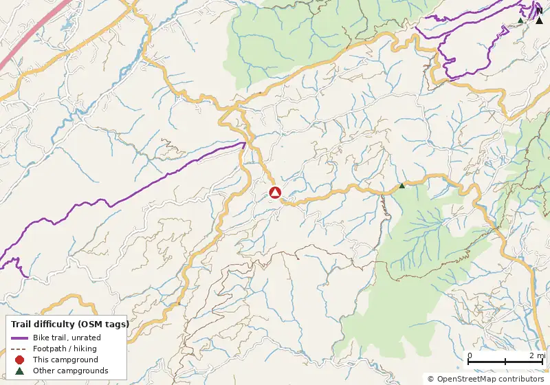 Map of roads, water and trails within about 5 miles of Montebello Resort, with bike trails colored by their OpenStreetMap difficulty tags