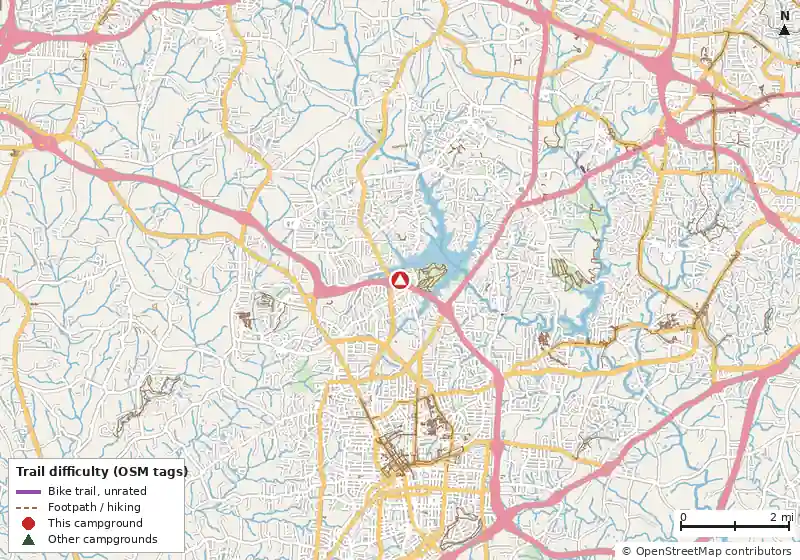 Map of roads, water and trails within about 5 miles of Oak Hollow Campground, with bike trails colored by their OpenStreetMap difficulty tags